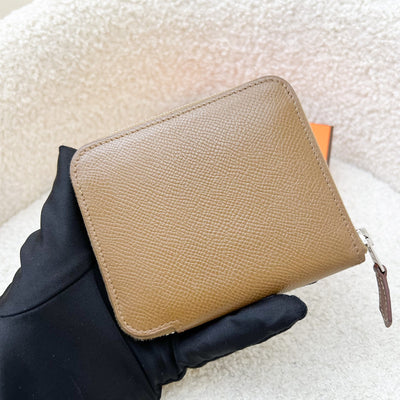 Hermes Silk in Wallet in Alezan / Terre Battue Epsom Leather and GHW