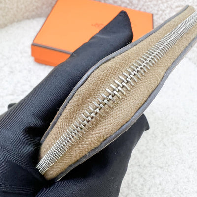 Hermes Silk in Wallet in Alezan / Terre Battue Epsom Leather and GHW