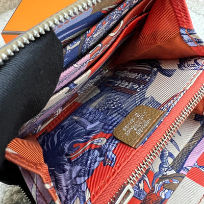 Hermes Silk in Wallet in Alezan / Terre Battue Epsom Leather and GHW