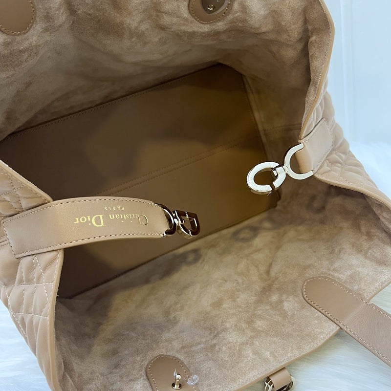 Dior Medium Dior Toujours Bag in Medium Tan Macrocannage Calfskin and GHW