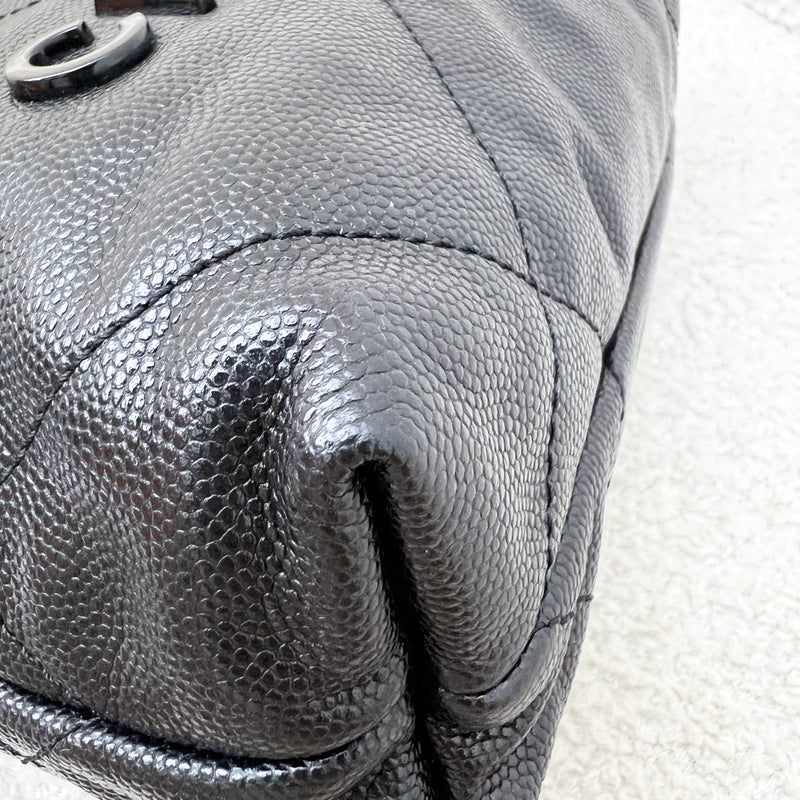 Chanel 22 Mini Hobo Handbag in Black Shiny Caviar and AGHW