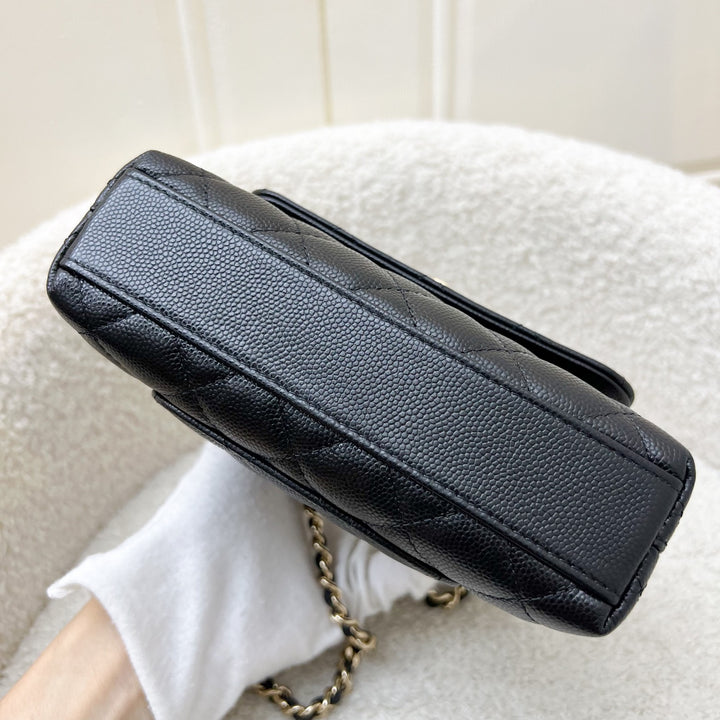 バッグ CHANEL vintage micro coco quilting black Chanel Micro Coco Handle Flap Bag in Black Caviar and LGHW (AP4244