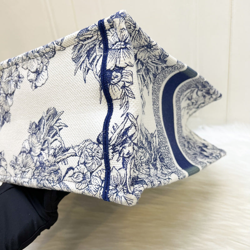 Dior Medium Book Tote in Blue and Ecru Reve d Infini Embroidery Canvas