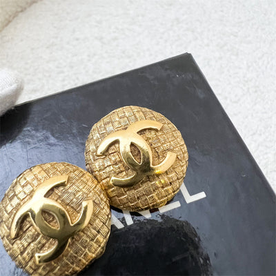 Chanel Vintage Round Earrings in 24K Plated GHW