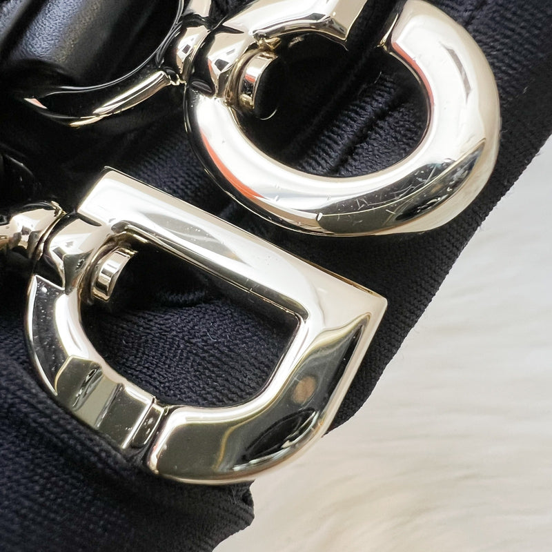 Dior Small Toujours Vertical Tote in Black Macrocannage Calfskin and GHW (Model: M2835OSNW, Colour: M900)