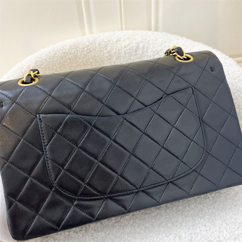 Chanel Vintage Medium Classic Flap CF in Black Lambskin 24K Plated GHW