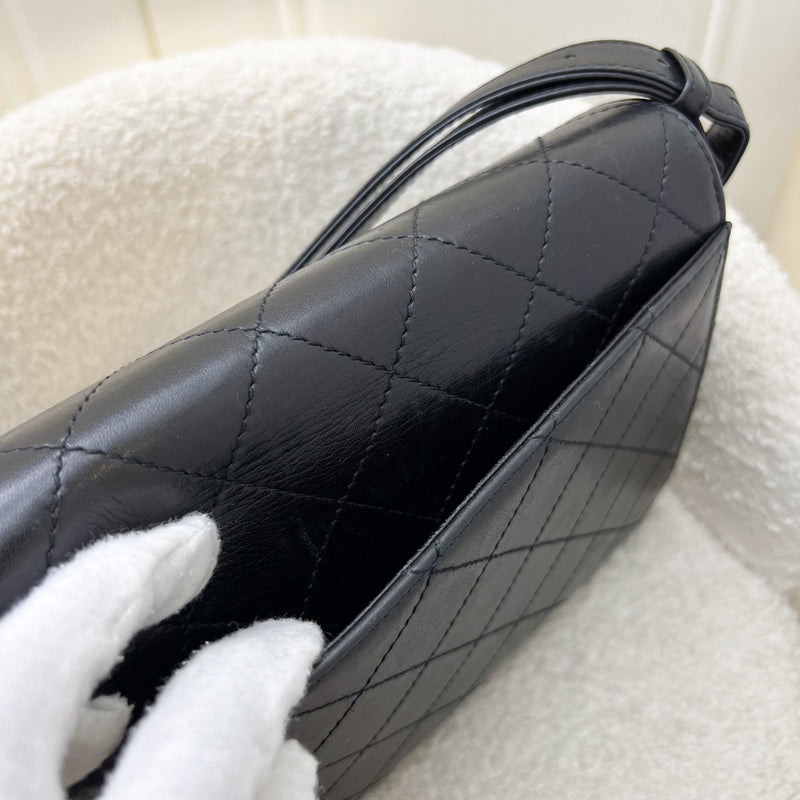 Chanel Vintage 2.55 Reissue Trapezoid in Black Lambskin and GHW