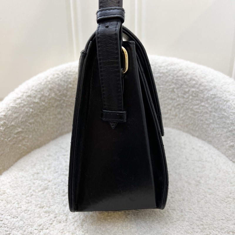 Chanel Vintage 2.55 Reissue Trapezoid in Black Lambskin and GHW