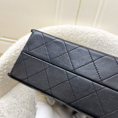 Chanel Vintage 2.55 Reissue Trapezoid in Black Lambskin and GHW