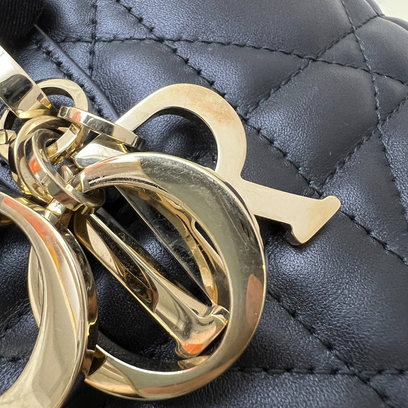 Dior Small Toujours Vertical Tote in Black Macrocannage Calfskin and GHW (Model: M2835OSNW, Colour: M900)
