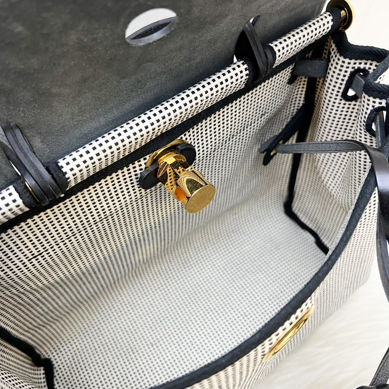 Hermes Herbag Zip 31 in Ecru-Blanc-Noir Toile Quadrille Viking Canvas, Noir Vache Hunter Leather and GHW