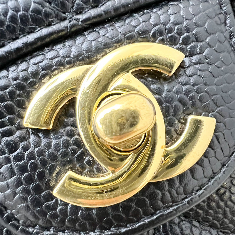 Chanel Medium Classic Flap CF in Black Caviar and GHW