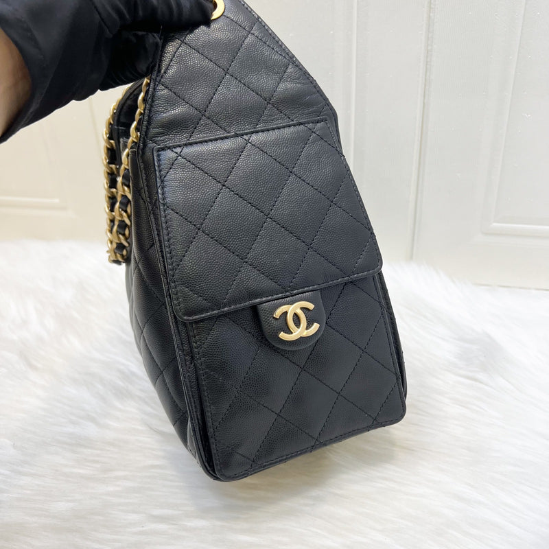 [Brand New - July 2025] Chanel 25 Small Hobo Bag in Black Caviar and AGHW (Model: AS5293)