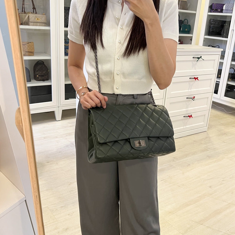 Chanel 2.55 Reissue 227 Maxi in Dark Green Lambskin RHW