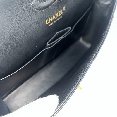 Chanel Medium Classic Flap CF in Black Caviar and GHW