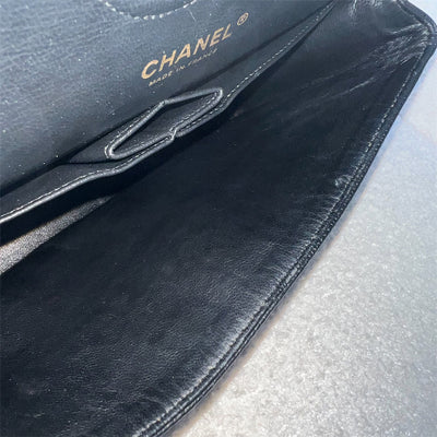 Chanel Medium Classic Flap CF in Black Caviar and GHW