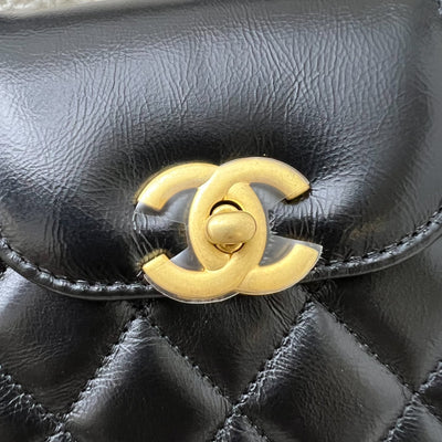 Chanel Mini / Small Kelly Bag in 25C Black Shiny Distressed Calfskin and AGHW