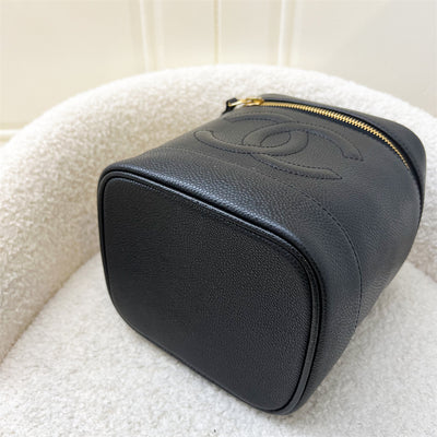 Chanel Vintage Vertical Vanity Case in Black Caviar and GHW