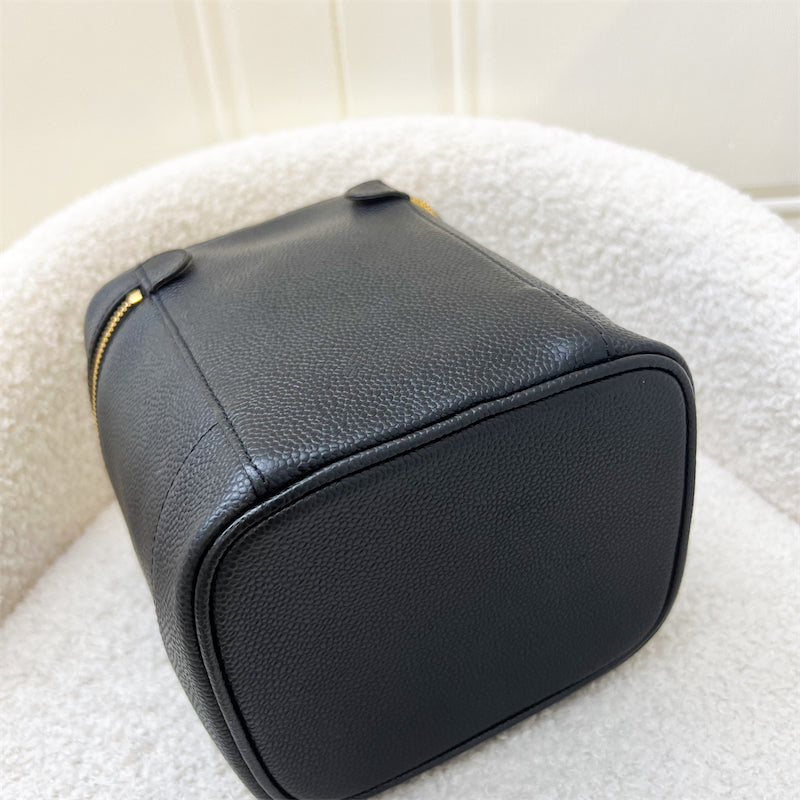 Chanel Vintage Vertical Vanity Case in Black Caviar and GHW