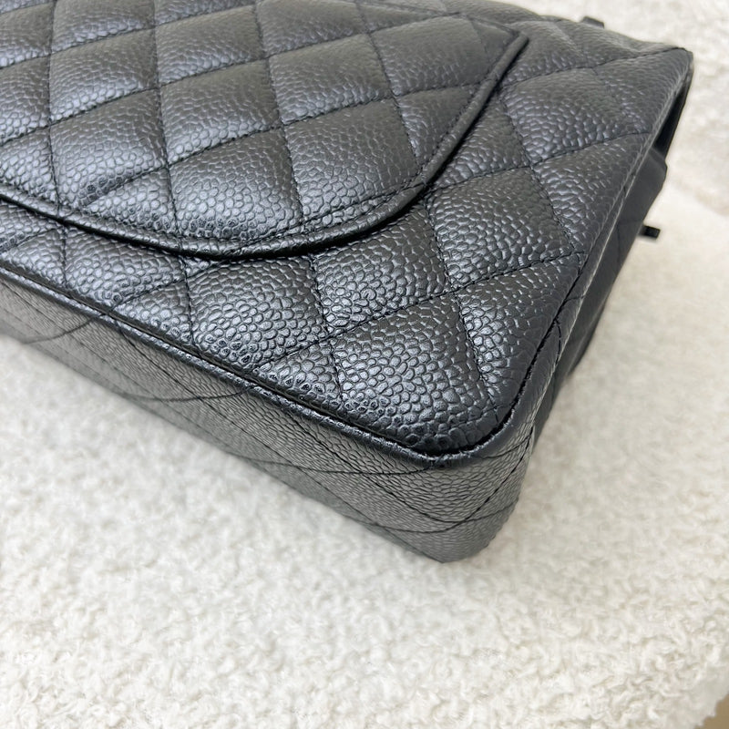 Chanel Small Classic Flap CF in Black Caviar and GHW