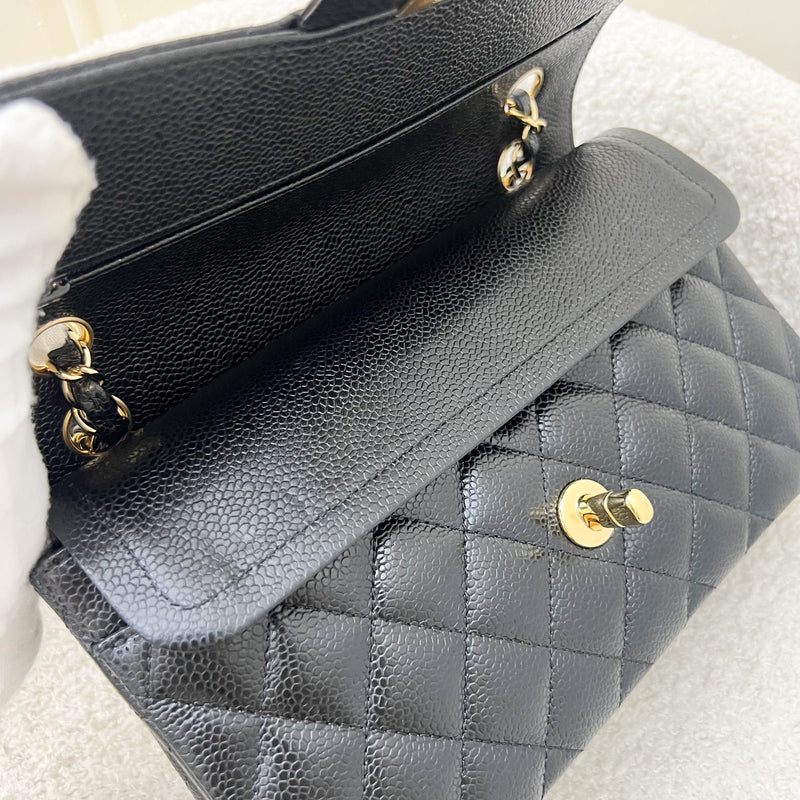 Chanel Small Classic Flap CF in Black Caviar and GHW