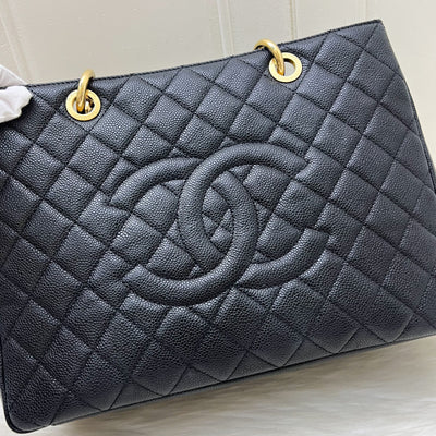 Chanel Grand Shopping Tote GST in Black Caviar and GHW