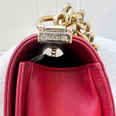 Chanel Medium 25cm Boy Flap in Red Chevron Lambskin LGHW