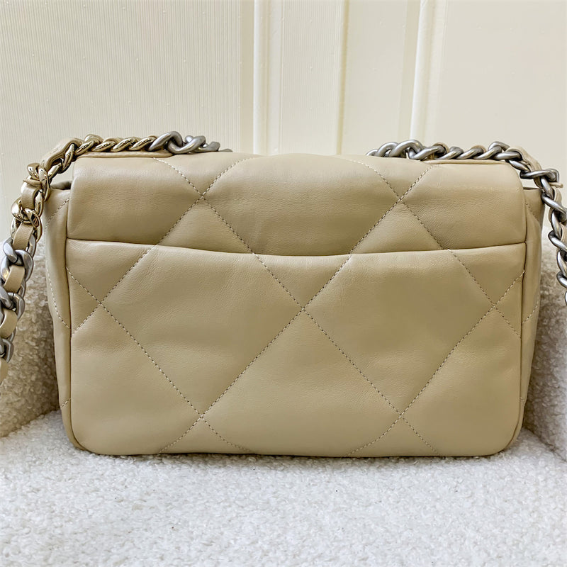 Chanel 19 Small Flap in 22C Beige Shiny Lambskin and 3-tone HW – Brands  Lover