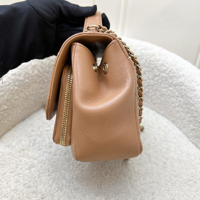 Chanel Small Business Affinity Flap in 21P Caramel Caviar and LGHW (Model: A93749)