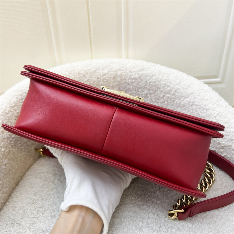 Chanel Medium 25cm Boy Flap in Red Chevron Lambskin LGHW