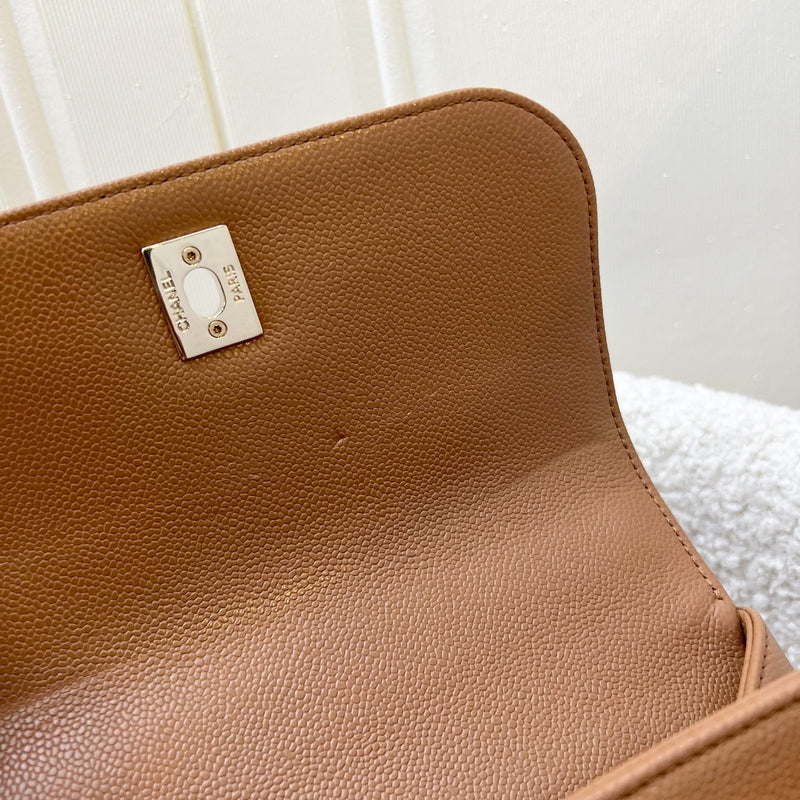 Chanel Small Business Affinity Flap in 21P Caramel Caviar and LGHW (Model: A93749)