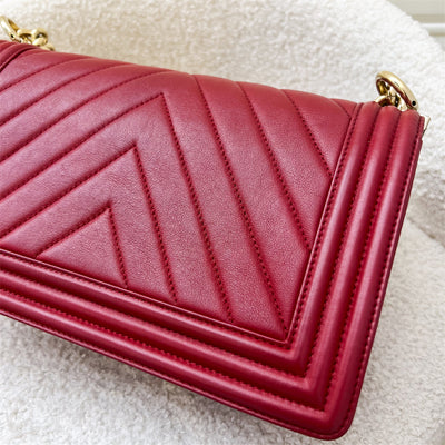 Chanel Medium 25cm Boy Flap in Red Chevron Lambskin LGHW