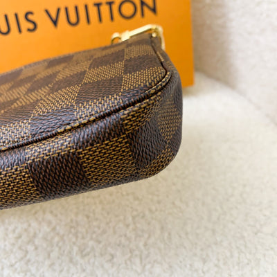 LV Mini Pochette Accessoires in Christmas 2019 Animation (Paris) Monogram Canvas