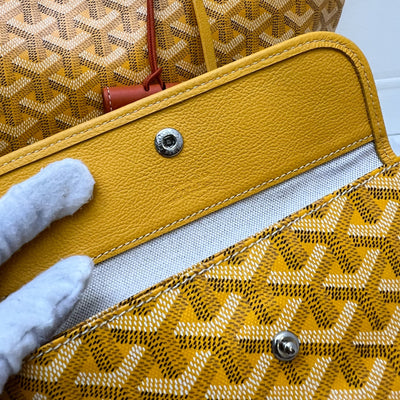 Goyard Saint Louis PM Tote in Yellow Signature Goyardine Canvas with a Croc Universel Bag Clip
