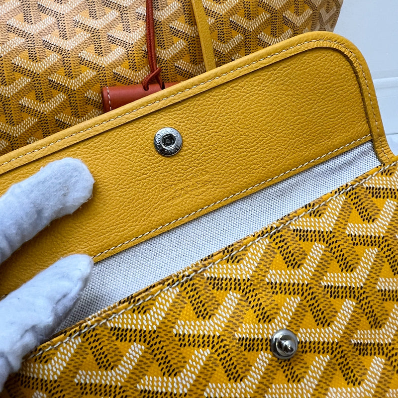 Goyard Saint Louis PM Tote in Yellow Signature Goyardine Canvas with a Croc Universel Bag Clip