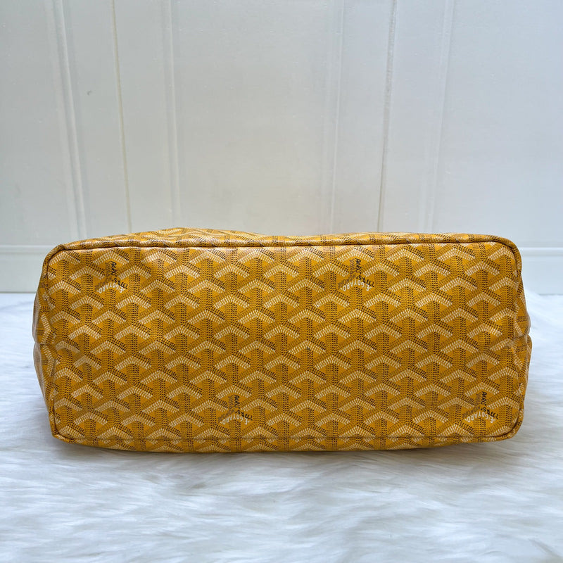 Goyard Saint Louis PM Tote in Yellow Signature Goyardine Canvas with a Croc Universel Bag Clip