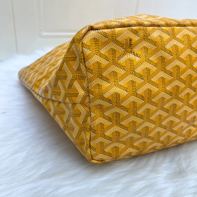 Goyard Saint Louis PM Tote in Yellow Signature Goyardine Canvas with a Croc Universel Bag Clip