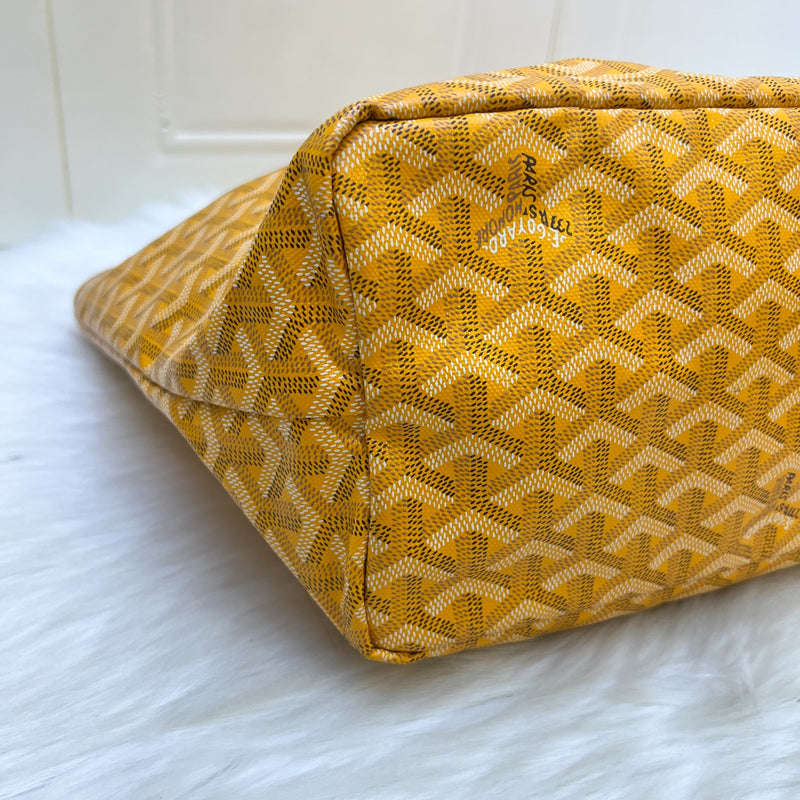 Goyard Saint Louis PM Tote in Yellow Signature Goyardine Canvas with a Croc Universel Bag Clip