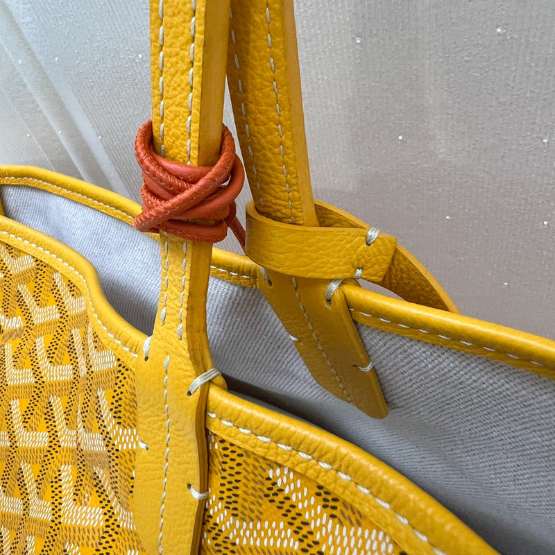 Goyard Saint Louis PM Tote in Yellow Signature Goyardine Canvas with a Croc Universel Bag Clip
