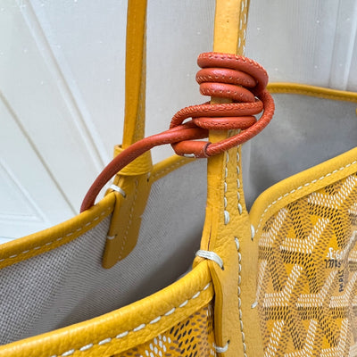 Goyard Saint Louis PM Tote in Yellow Signature Goyardine Canvas with a Croc Universel Bag Clip