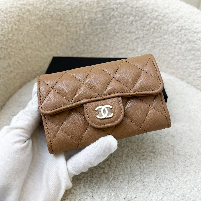 Chanel Classic Snap Card Holder in 23B Dark Beige Caviar and GHW