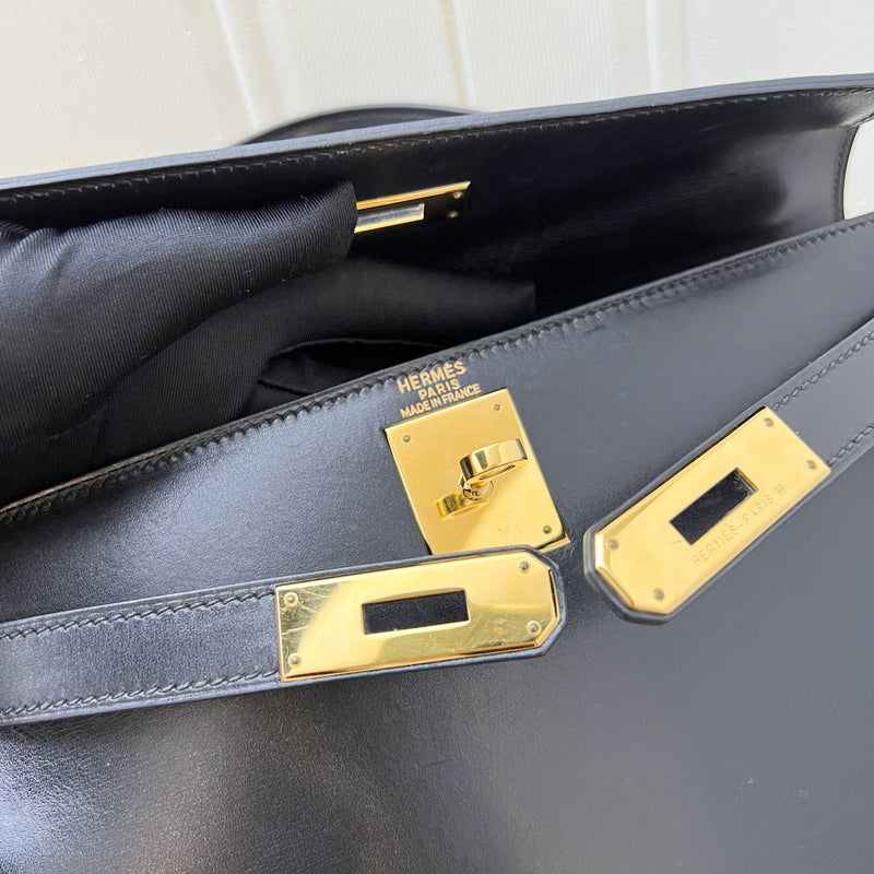 Hermes Vintage Kelly 28 Sellier in Black Noir Box Leather and GHW