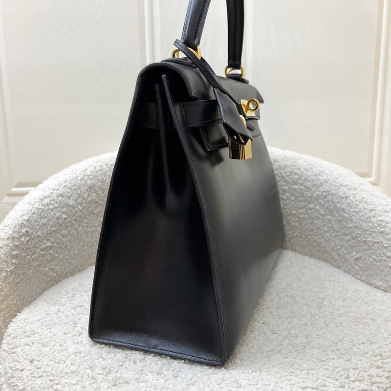 Hermes Vintage Kelly 28 Sellier in Black Noir Box Leather and GHW