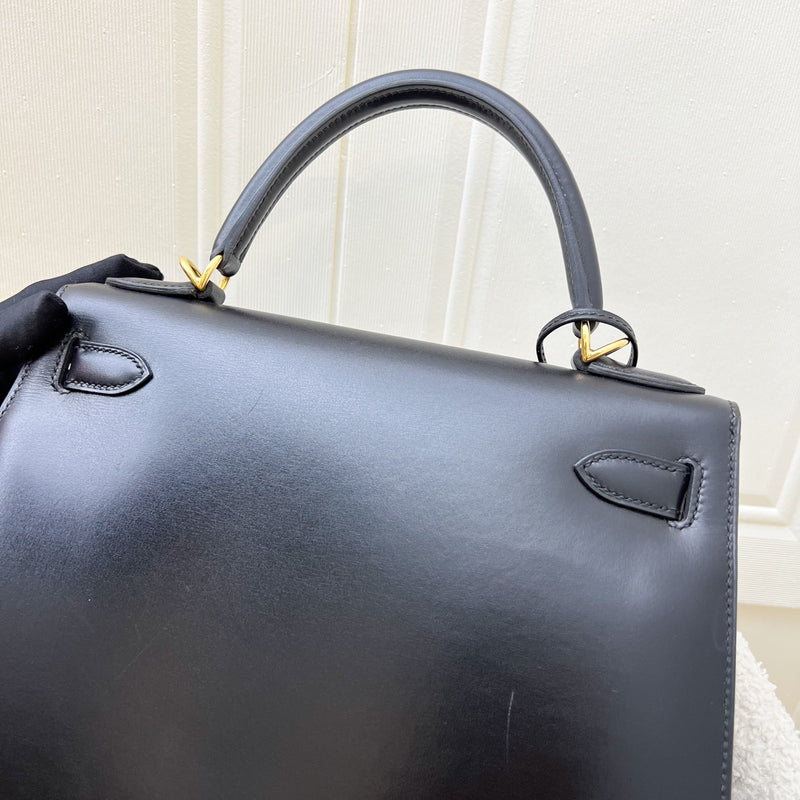 Hermes Vintage Kelly 28 Sellier in Black Noir Box Leather and GHW