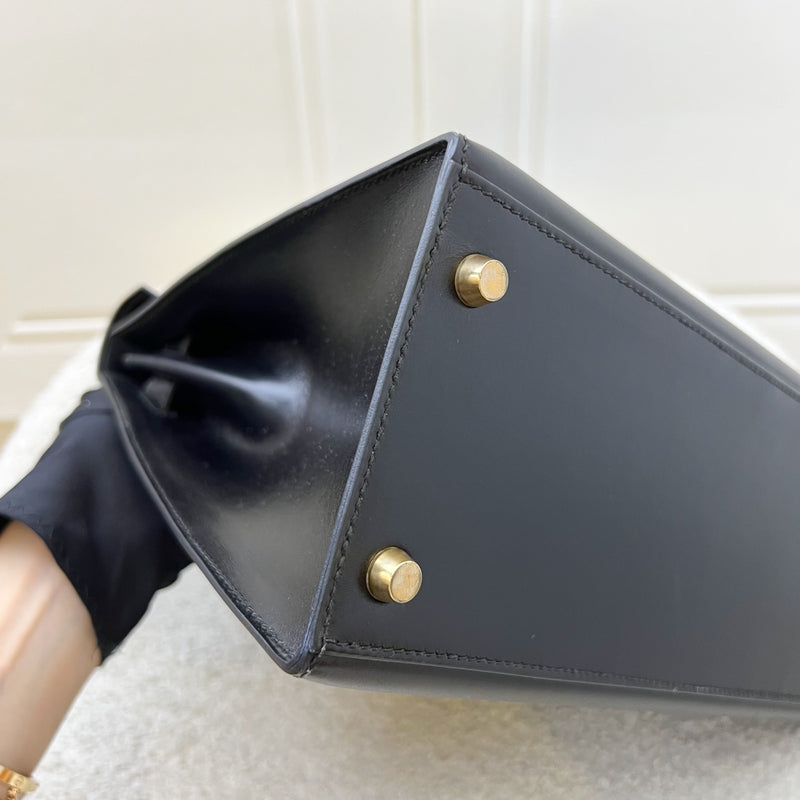 Hermes Vintage Kelly 28 Sellier in Black Noir Box Leather and GHW