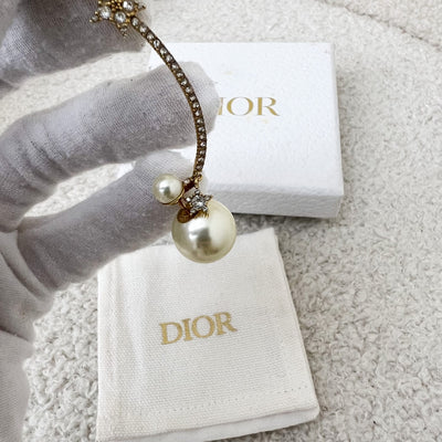 Dior Single Sided Pearls Earring in GHW