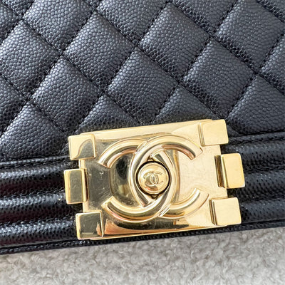 Chanel Medium 25cm Boy Flap in Black Caviar Shiny GHW