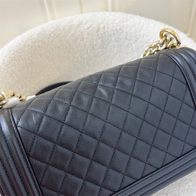 Chanel Medium 25cm Boy Flap in Black Caviar Shiny GHW