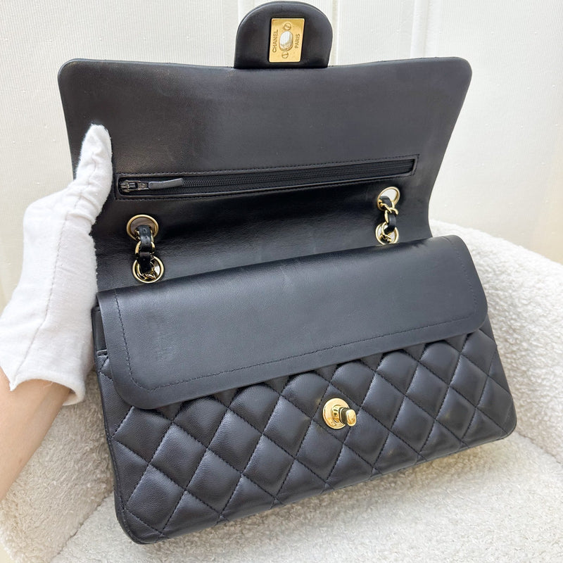 Chanel Medium Classic Flap CF in Black Lambskin and GHW