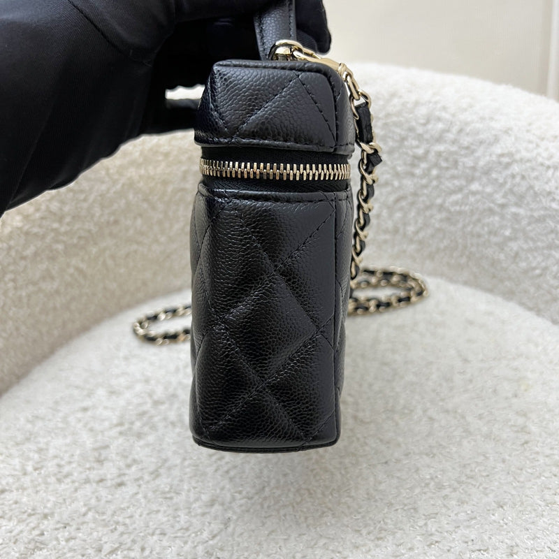 [Brand New - Sep 2025] Chanel 25B Vanity / Clutch with Chain (LP Style Bag) in Black Caviar and LGHW (Model: AP4385)